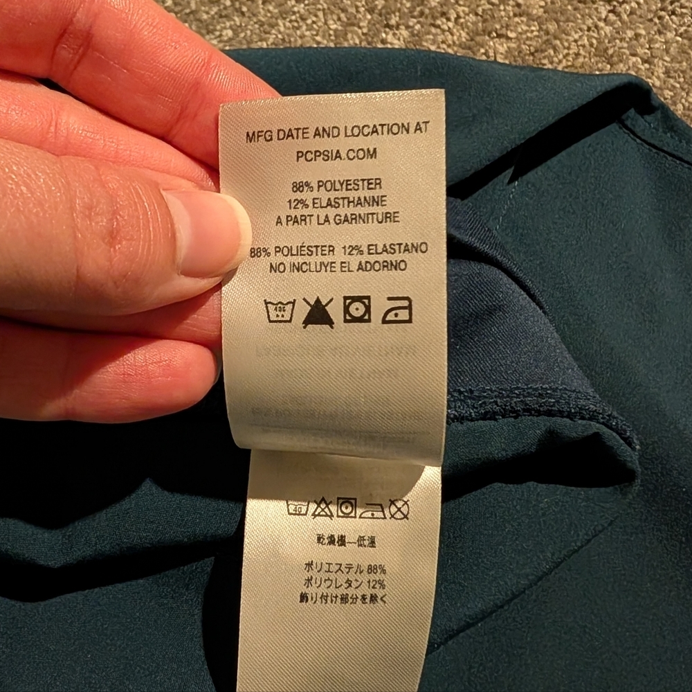 Patagonia Navy Blue Cropped Happy Hike Joggers - Large - Picture 10 of 14
